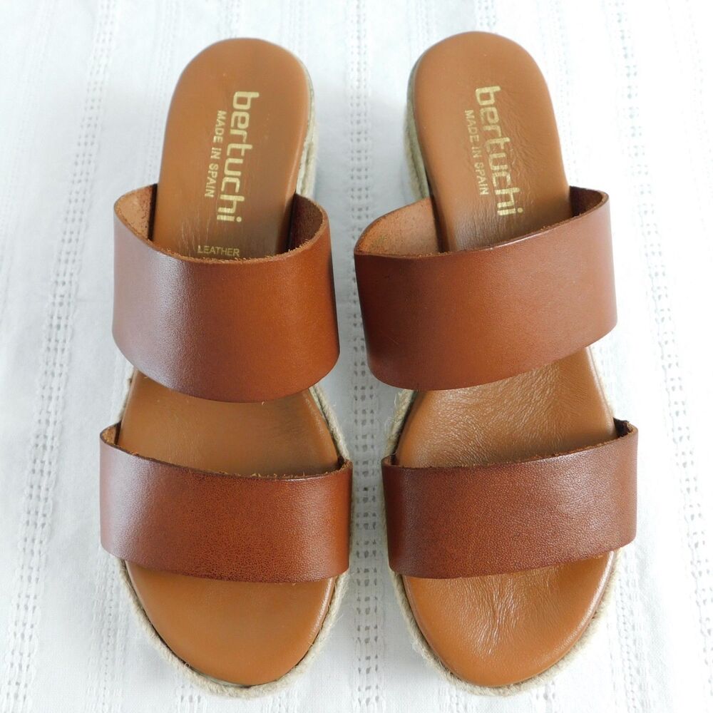 Bertuchi Leather Sandal Strappy Slip On, Low Wedge Womens 8 Brown Comfort EUC